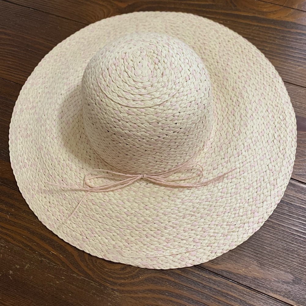 Ellen Tracy Cream and Pink Woven Hat